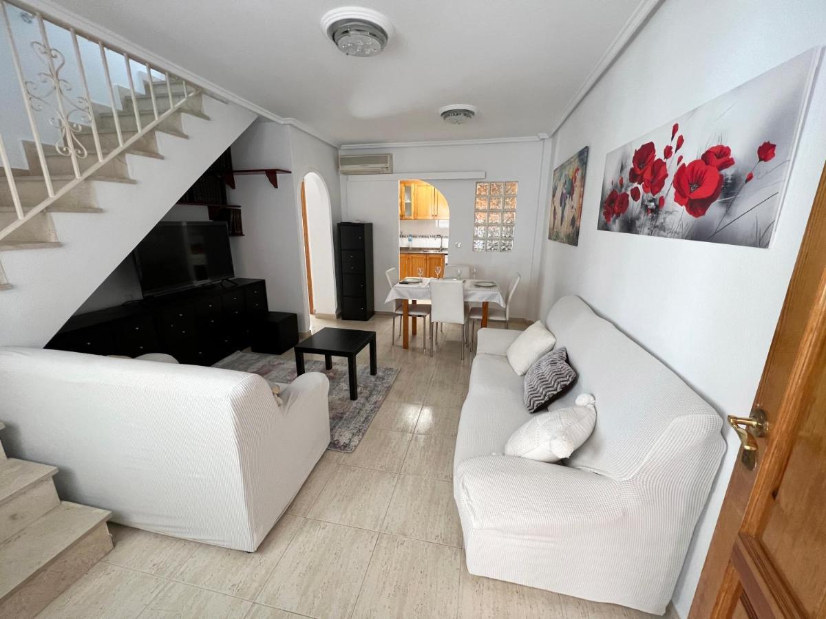 Casa Jorge Villa ตอร์เรเวียคา ภายนอก รูปภาพ
