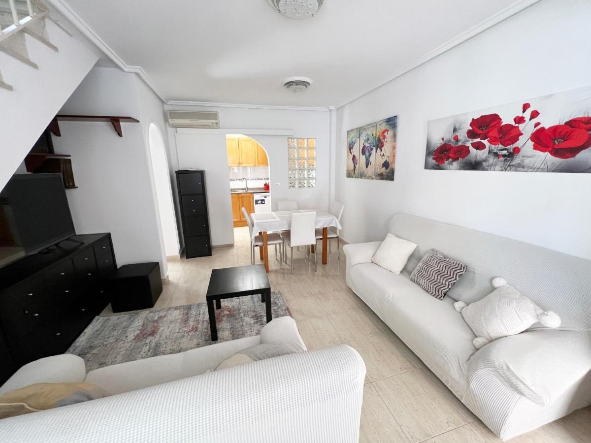 Casa Jorge Villa ตอร์เรเวียคา ภายนอก รูปภาพ