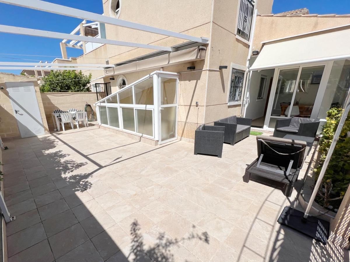 Casa Jorge Villa ตอร์เรเวียคา ภายนอก รูปภาพ