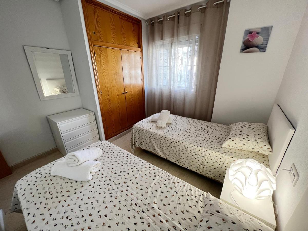 Casa Jorge Villa ตอร์เรเวียคา ภายนอก รูปภาพ