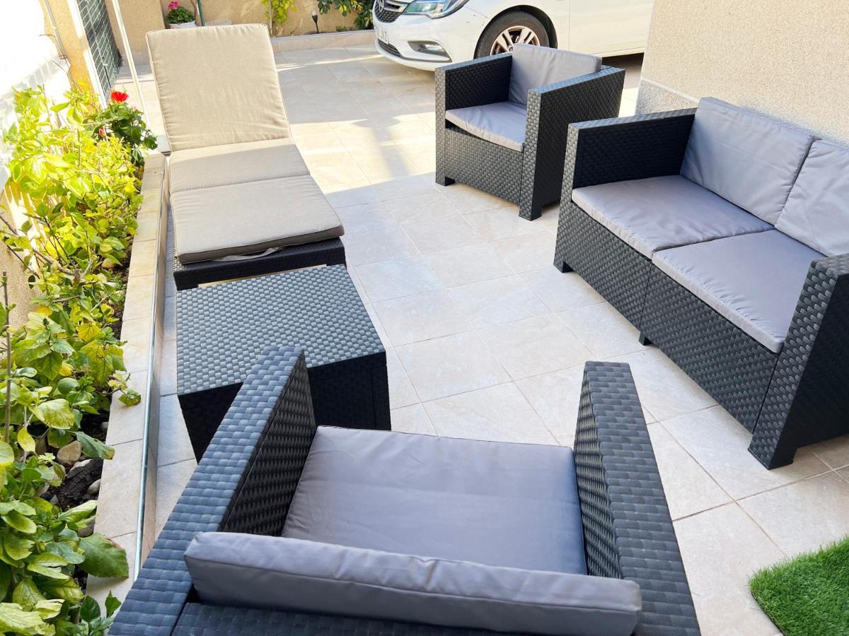 Casa Jorge Villa ตอร์เรเวียคา ภายนอก รูปภาพ