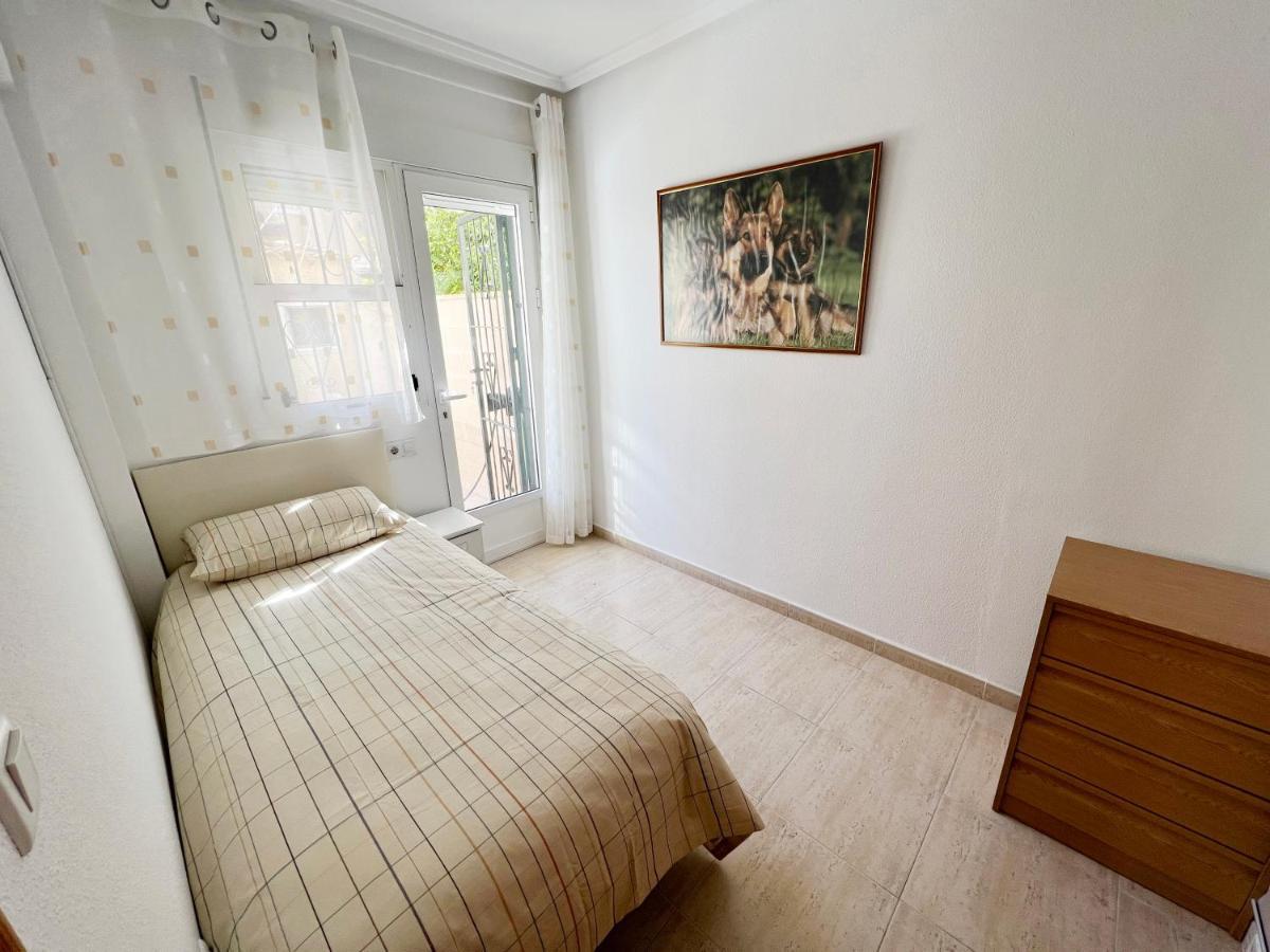 Casa Jorge Villa ตอร์เรเวียคา ภายนอก รูปภาพ
